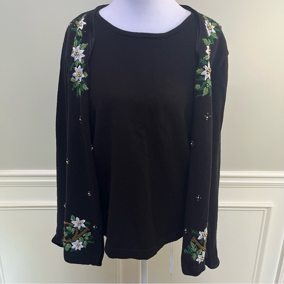 Victoria Jones White Poinsettia Cardigan M - Picture 6 of 13